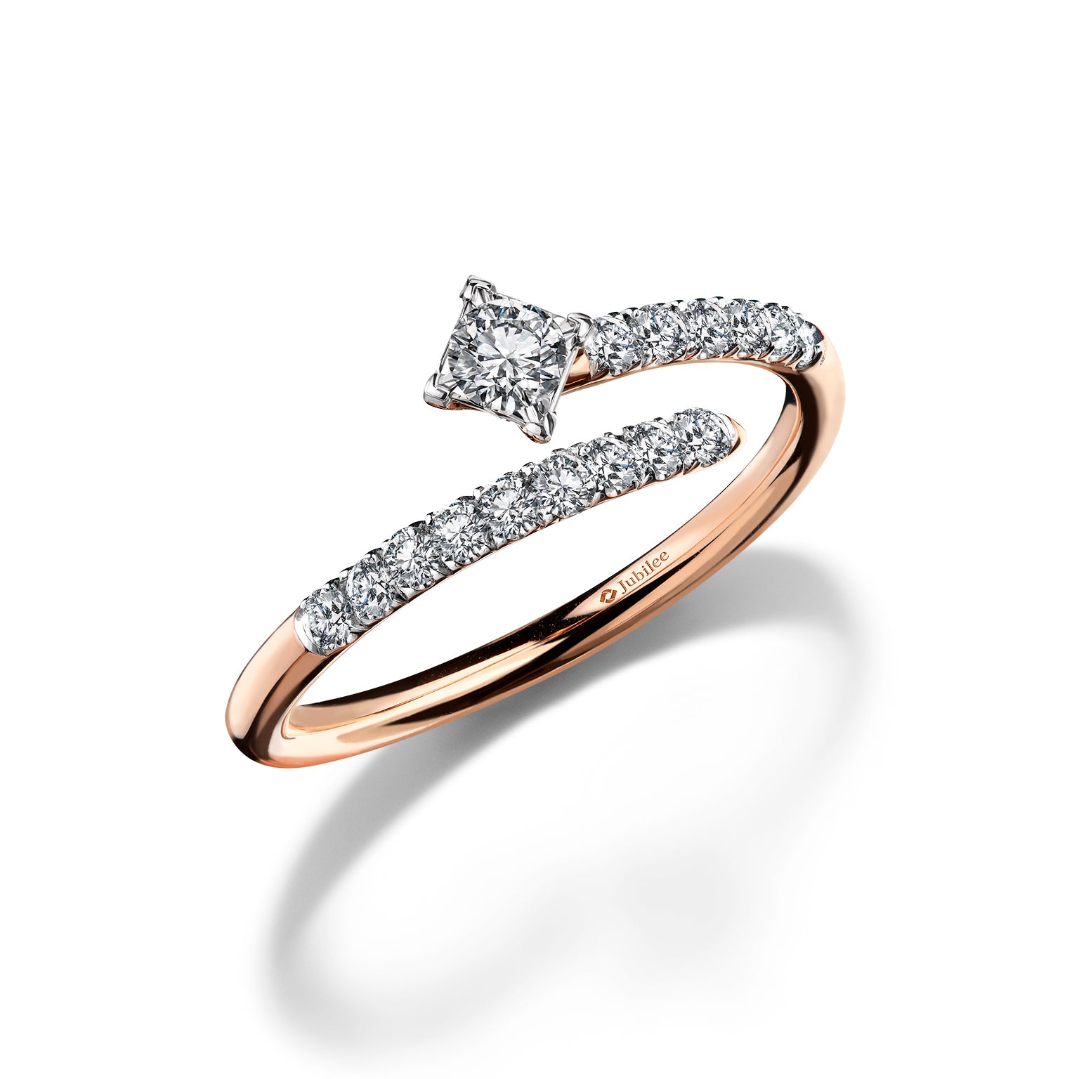 แหวนเพชร Arrow of LoVe Diamond Line Ring
