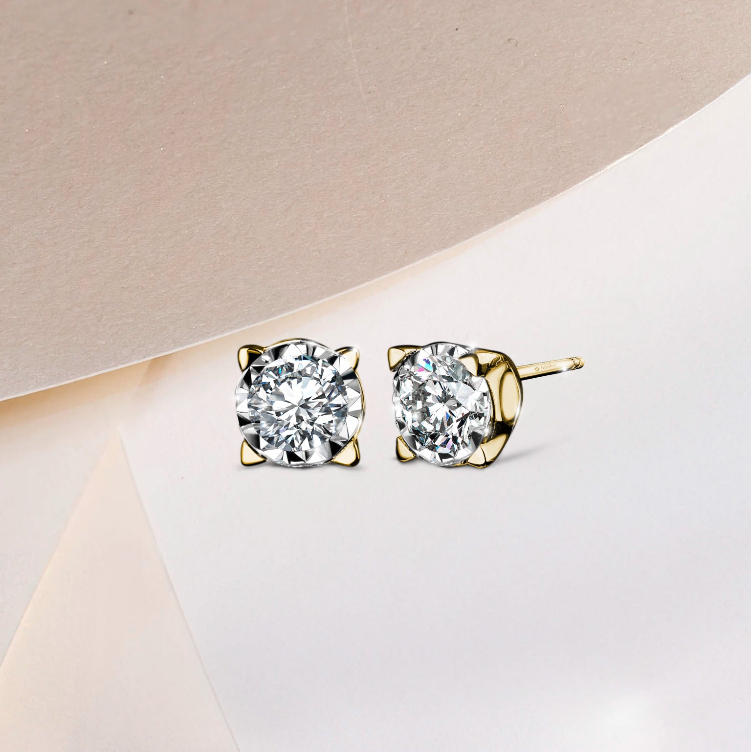 ต่างหูเพชร Classic Solitaire Excellence Earrings (Certificate: GIA)