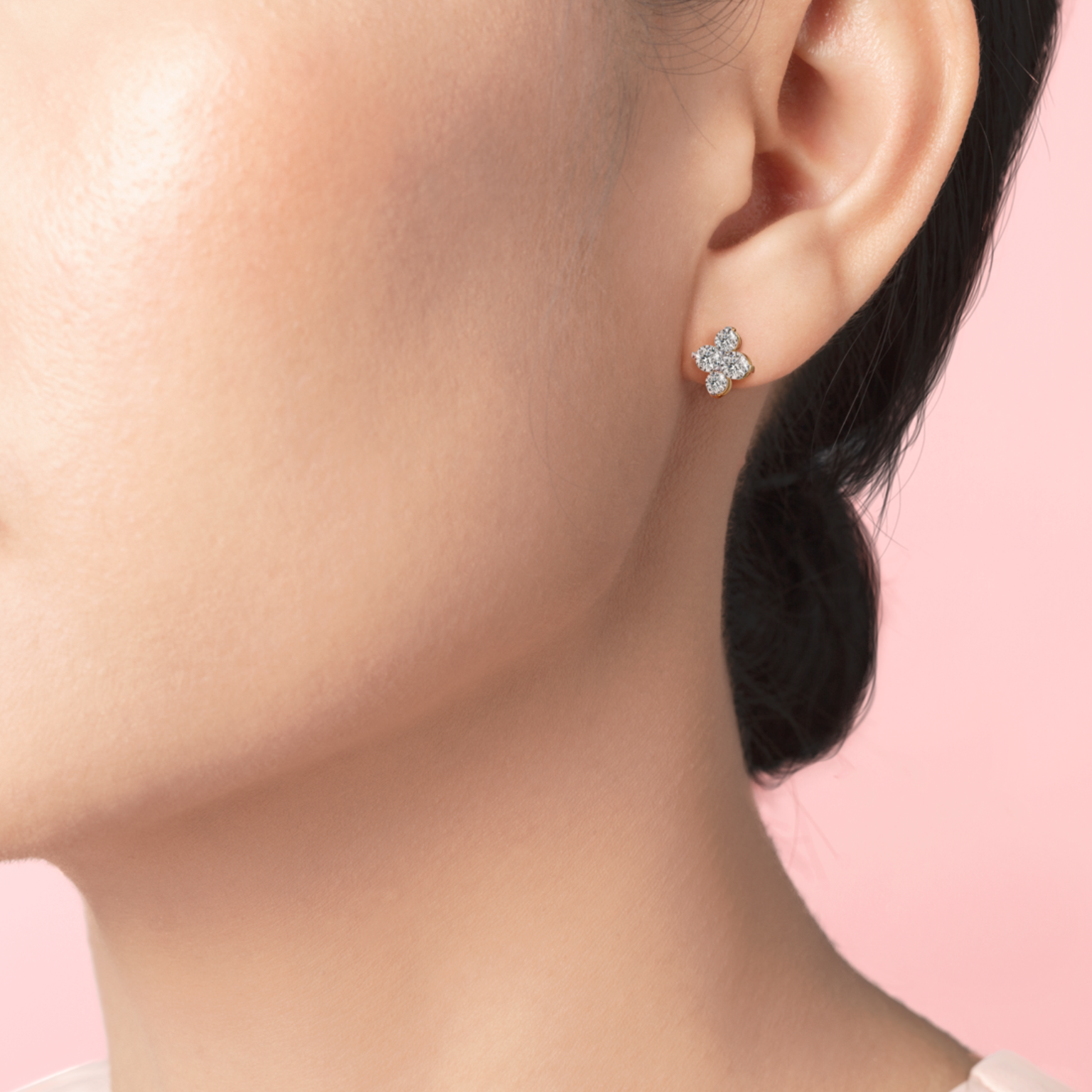 ต่างหูเพชร Atelier Soul Stud Earrings