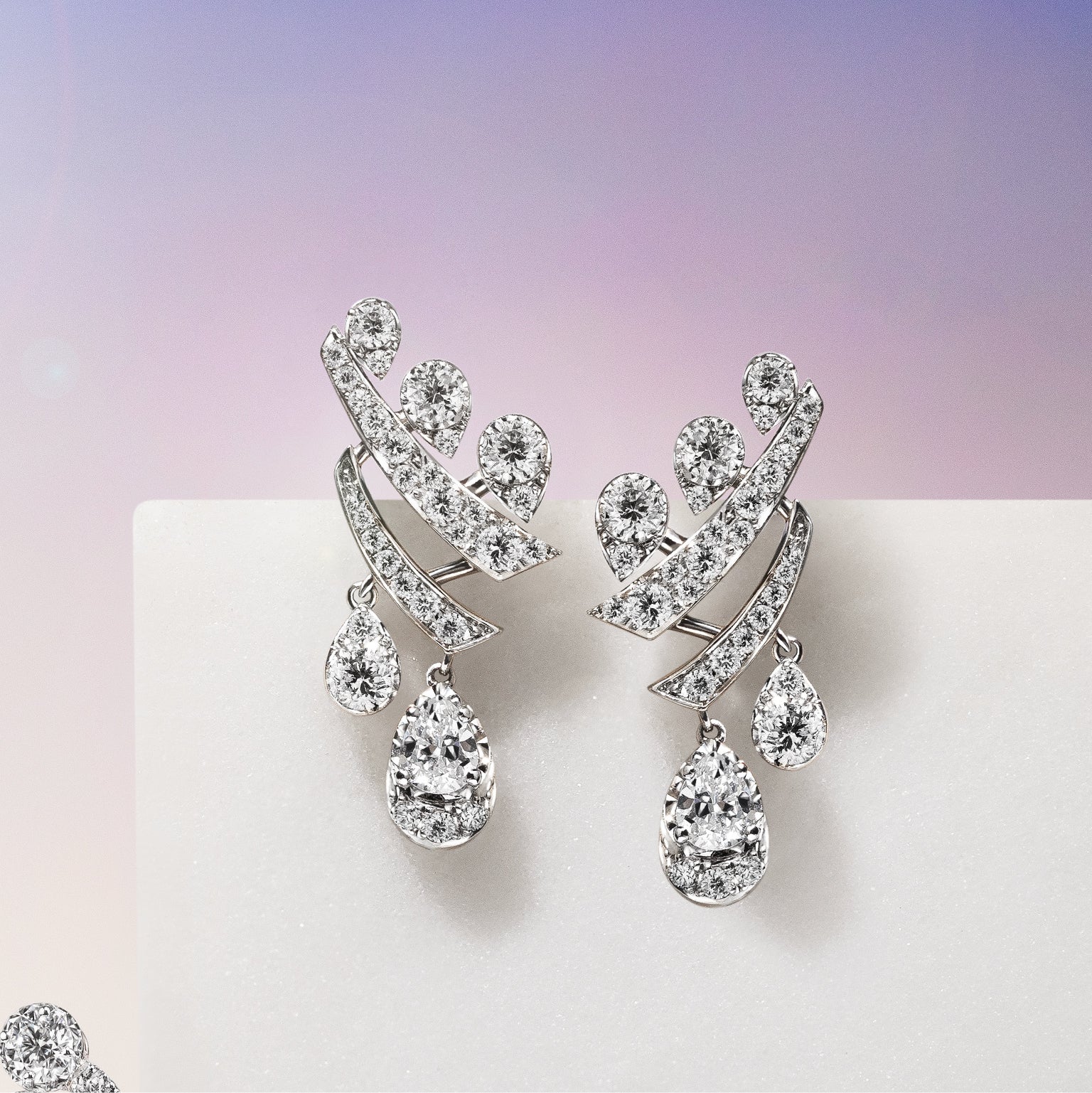 ต่างหูเพชร Larme d'Amour Elegance Earrings