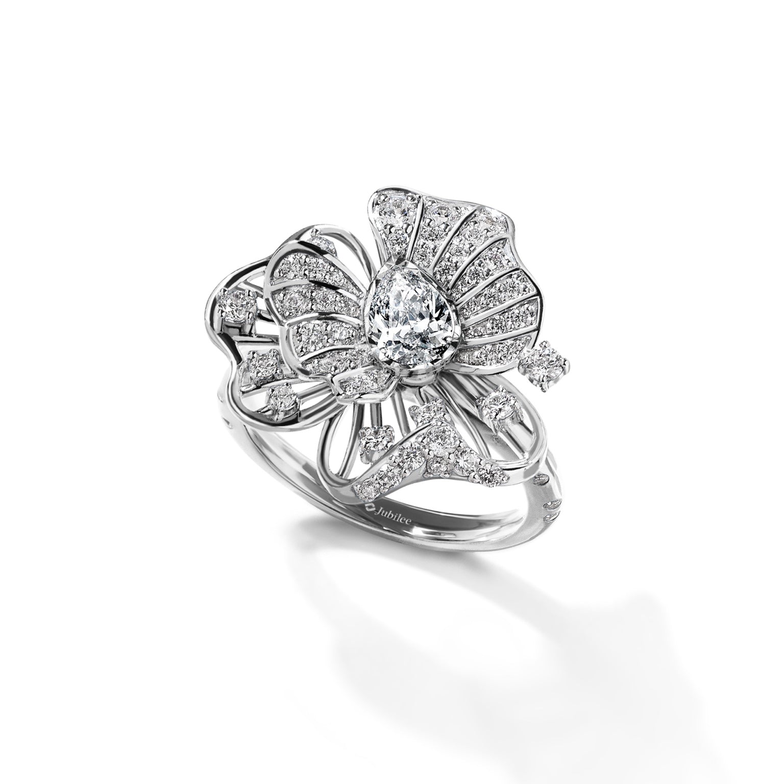 Le Ruban Fleur Ring Diamond Ring