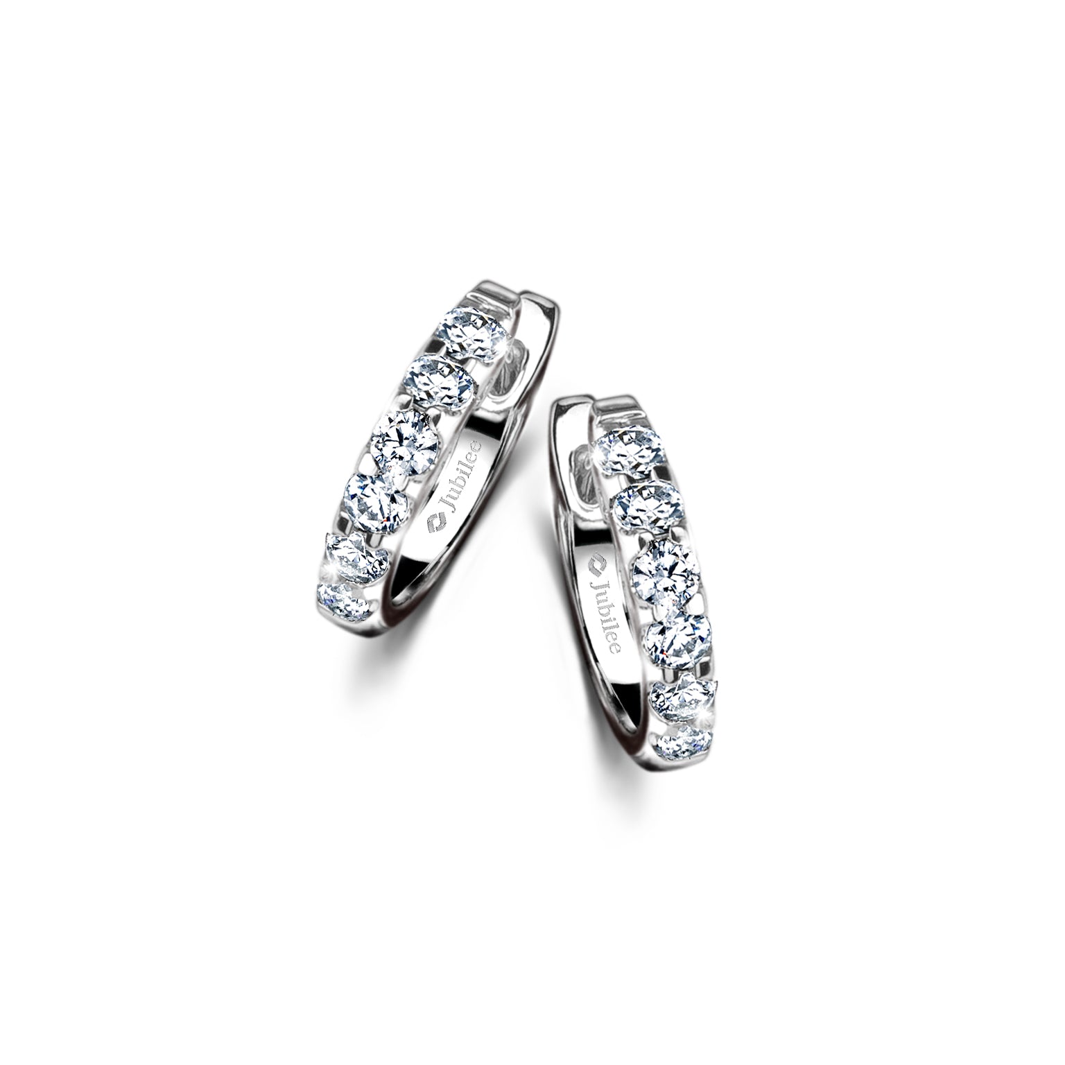 ต่างหูเพชร Lean Diamond Line Hinged Hoop Earrings
