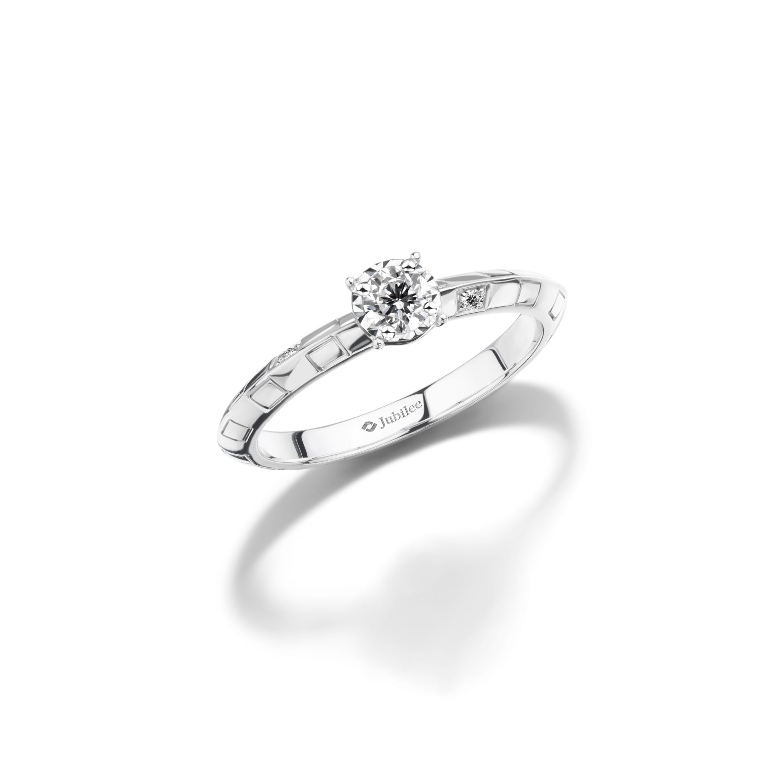 แหวนเพชร The Everyday Charm Ring