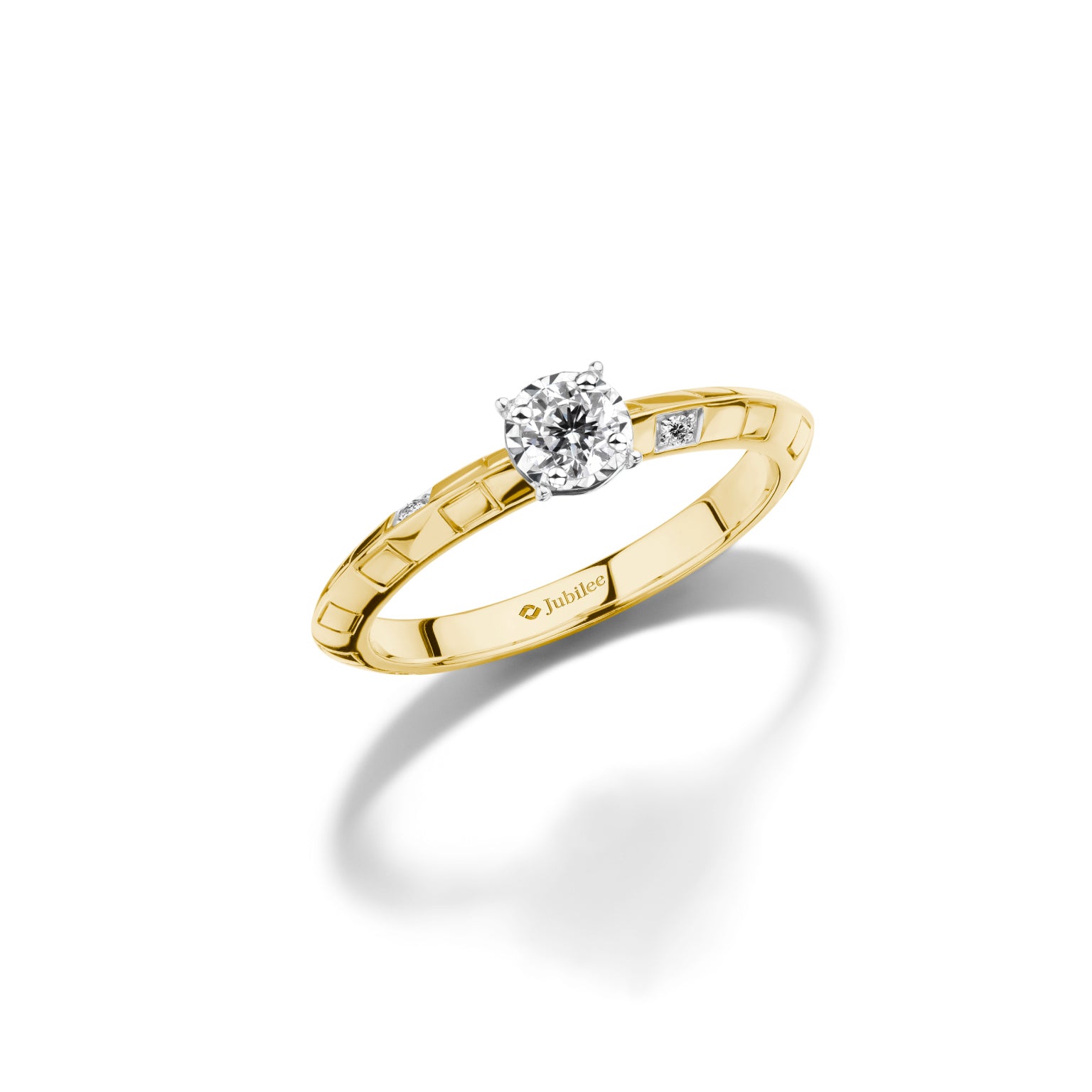 แหวนเพชร The Everyday Charm Ring