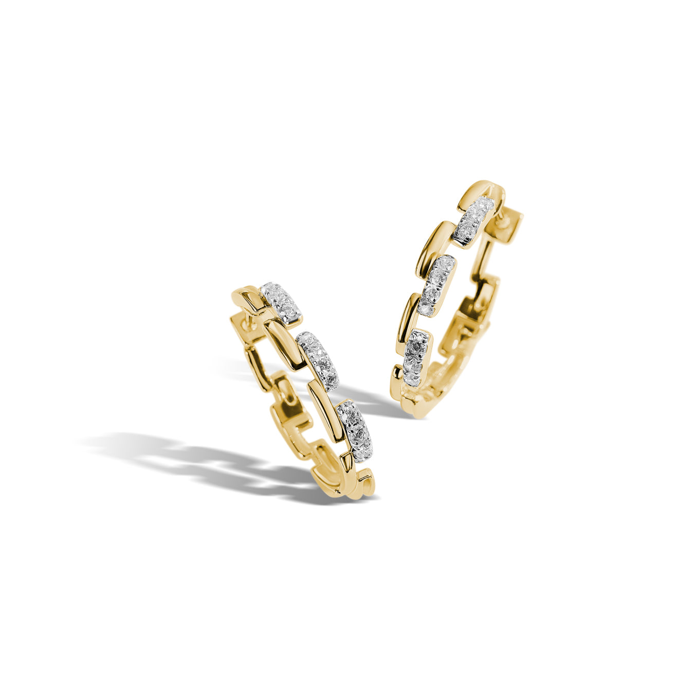 ต่างหูเพชร Lumiere Brique Link Hoop Earrings