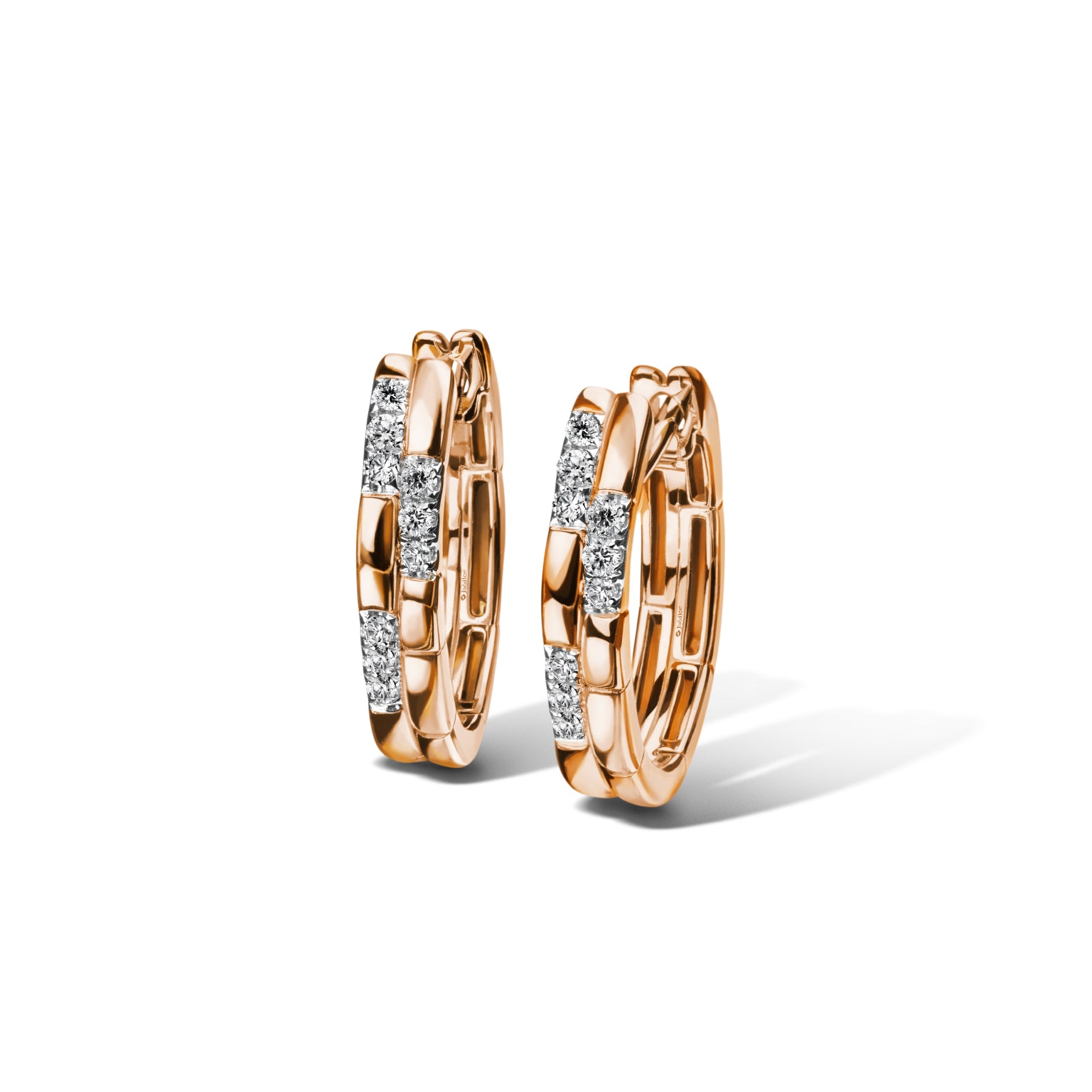 ต่างหูเพชร Lumiere Brique Pave’ Hoop Earrings