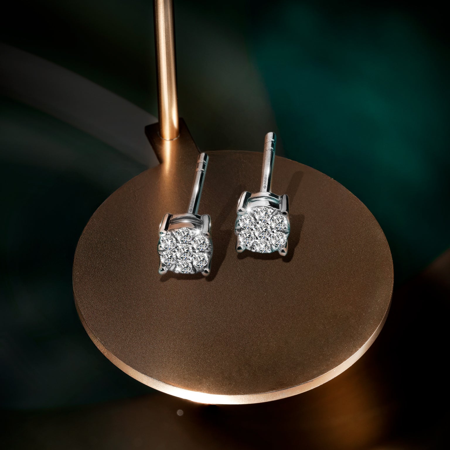 ต่างหูเพชร Atelier Eterna Stud Earrings
