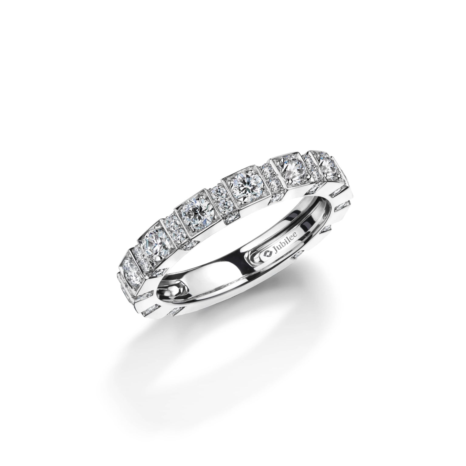 แหวนเพชร Modern Elegant Diamond Line Ring