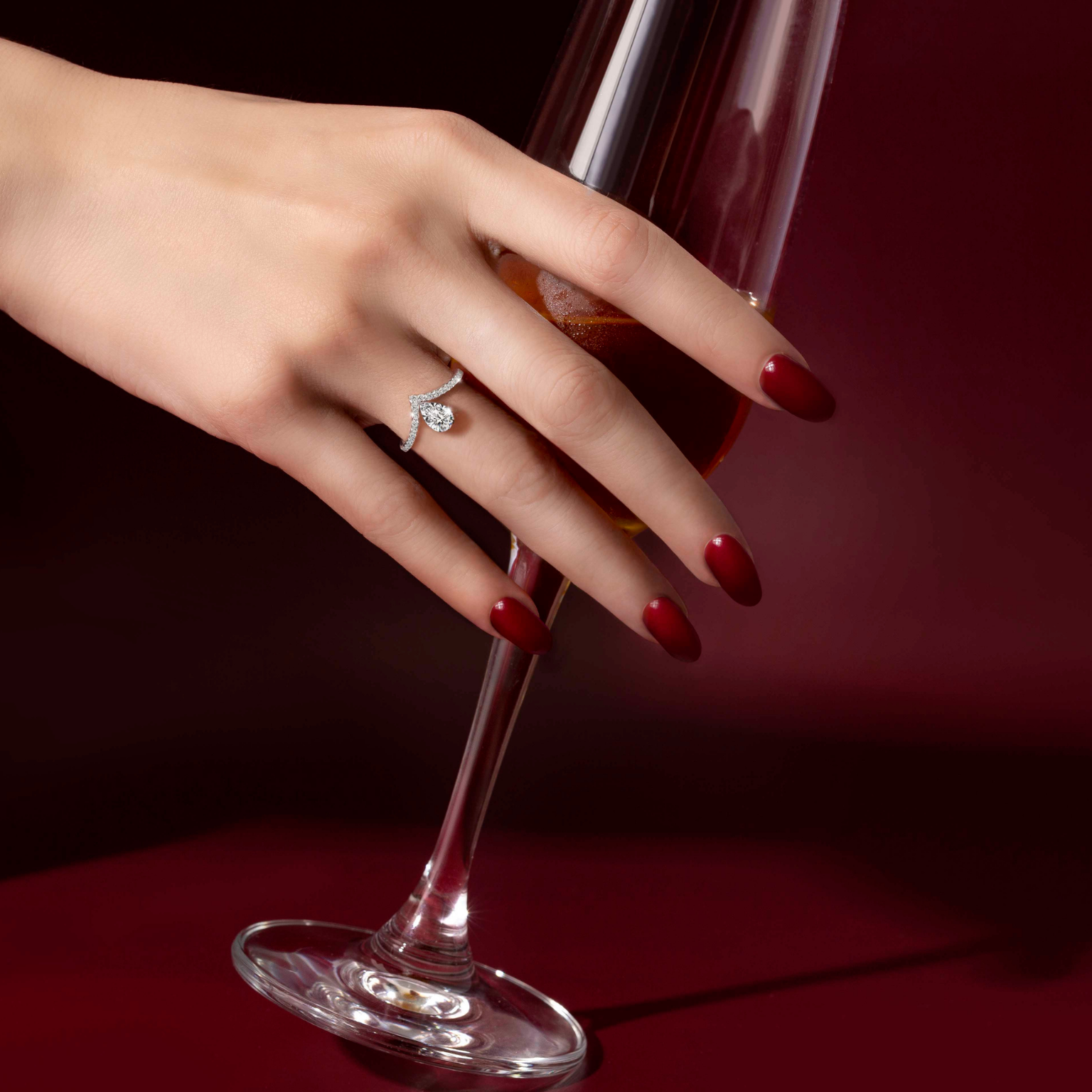 แหวนเพชร Flawless Aqua Drizzle Ring