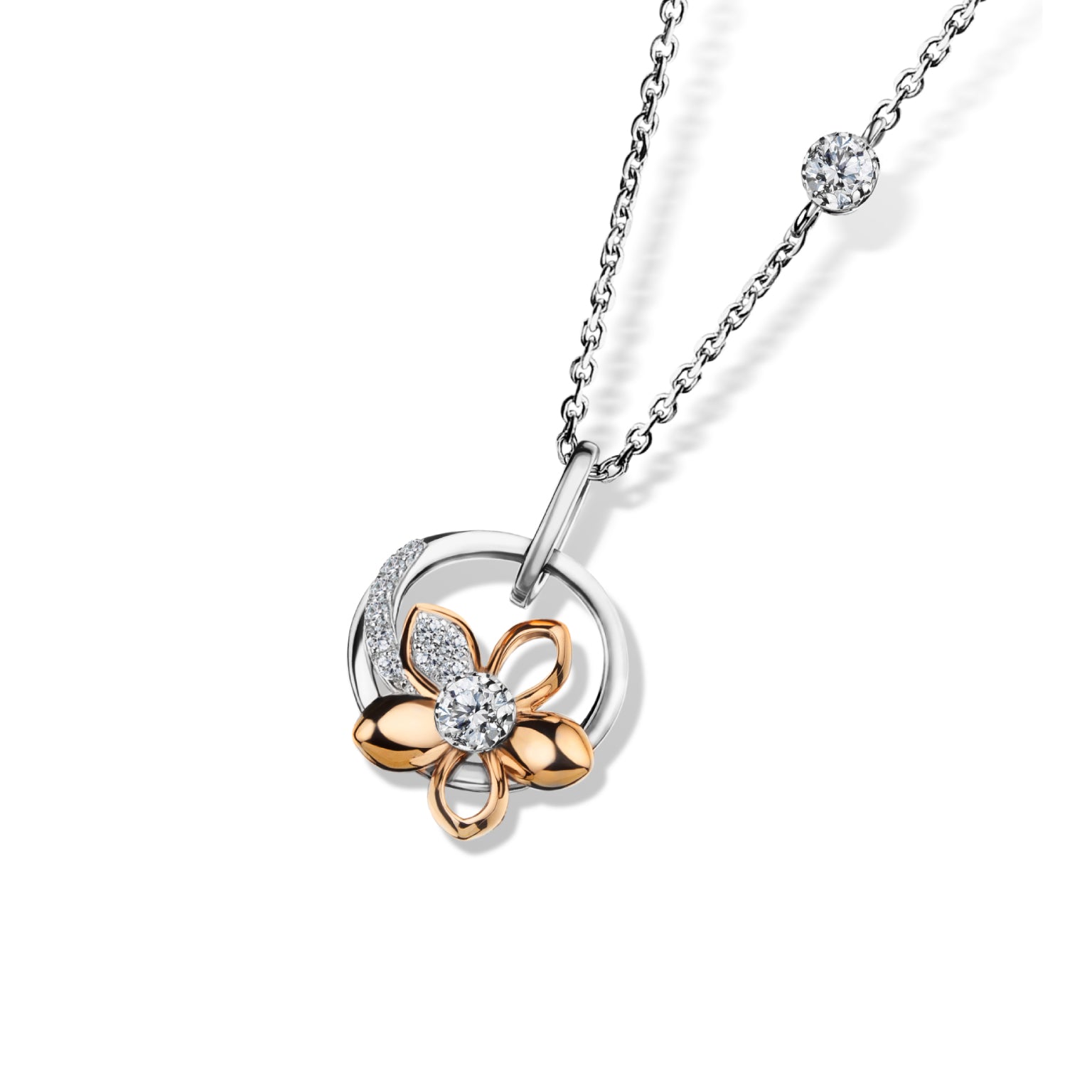 จี้เพชรพร้อมสร้อยคอ Everbloom Boundless Flower Pendant with Chain
