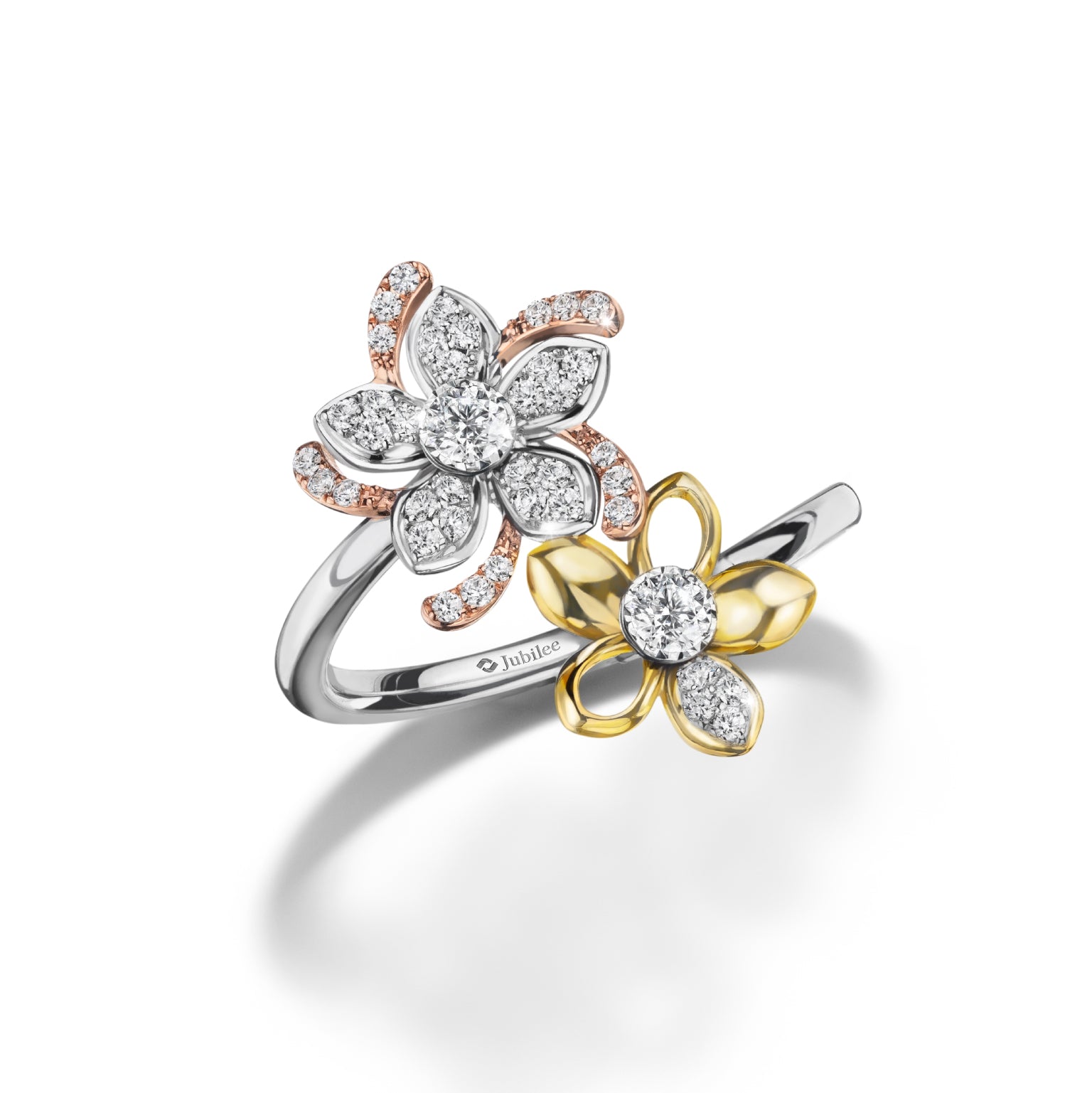 แหวนเพชร Everbloom Swirl Flower Ring