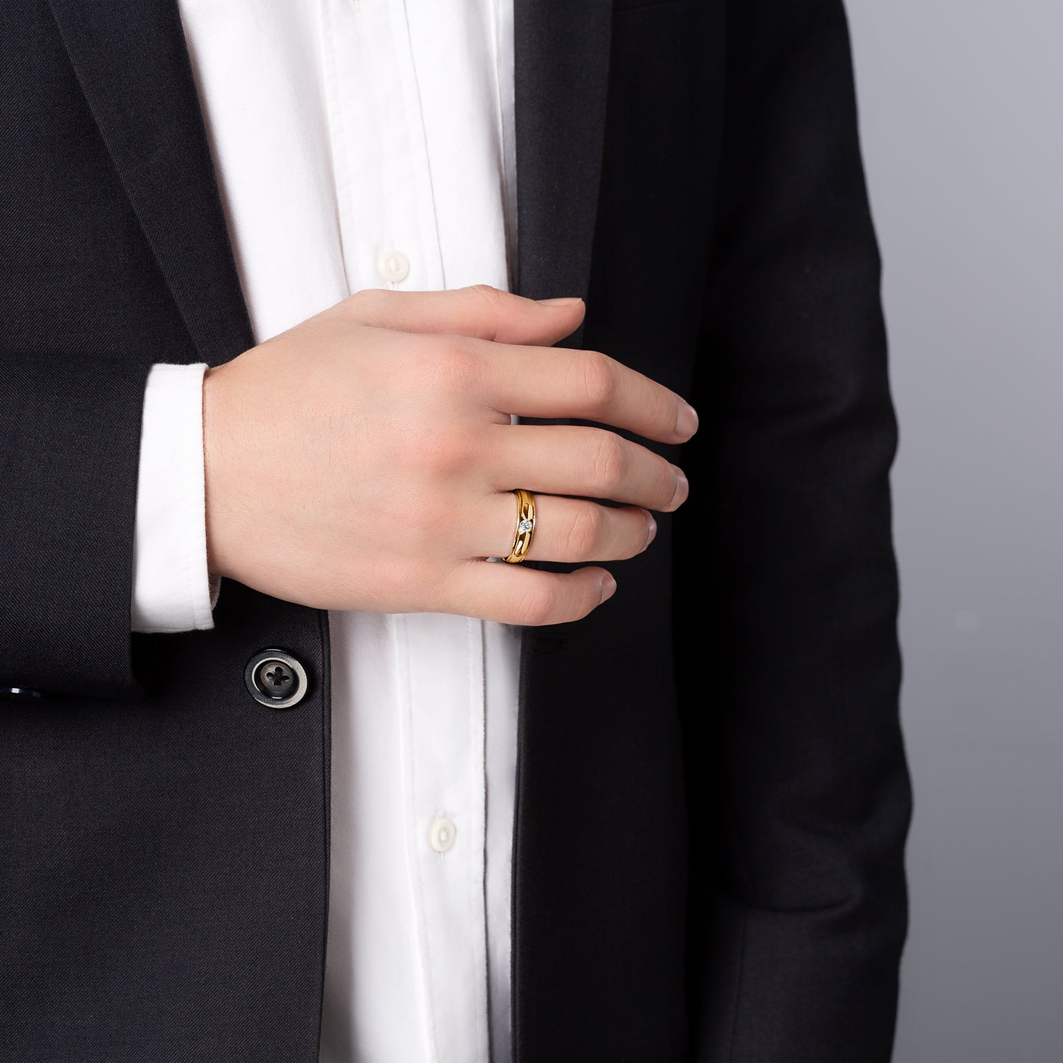 Smart Modern Curve Ring