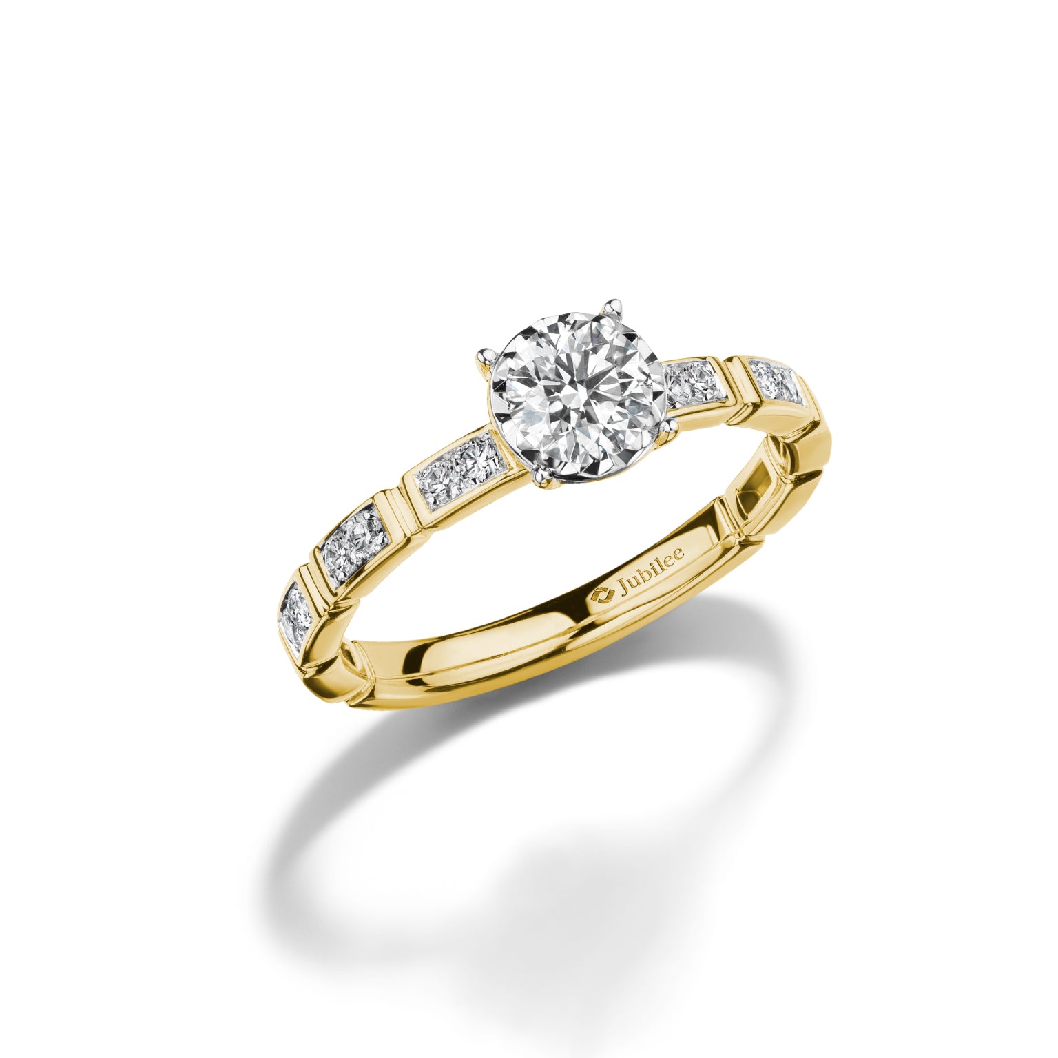 แหวนเพชร Solitaire Effortless Shine Ring