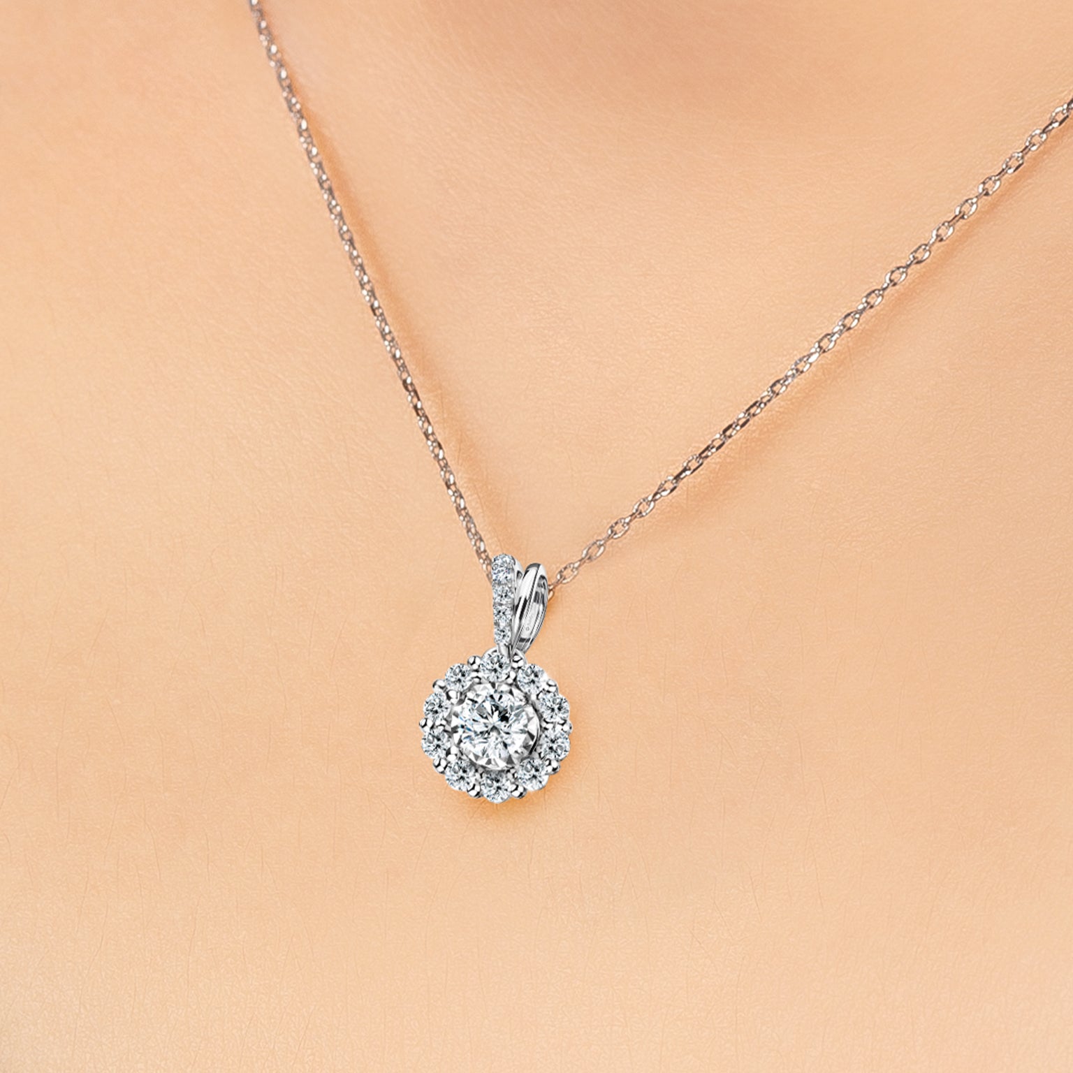 Sparkling Bloom Pendant