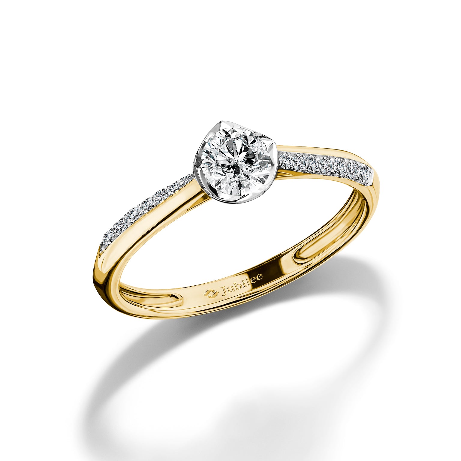 แหวนเพชร Stellar Solitaire with Diamondline Ring