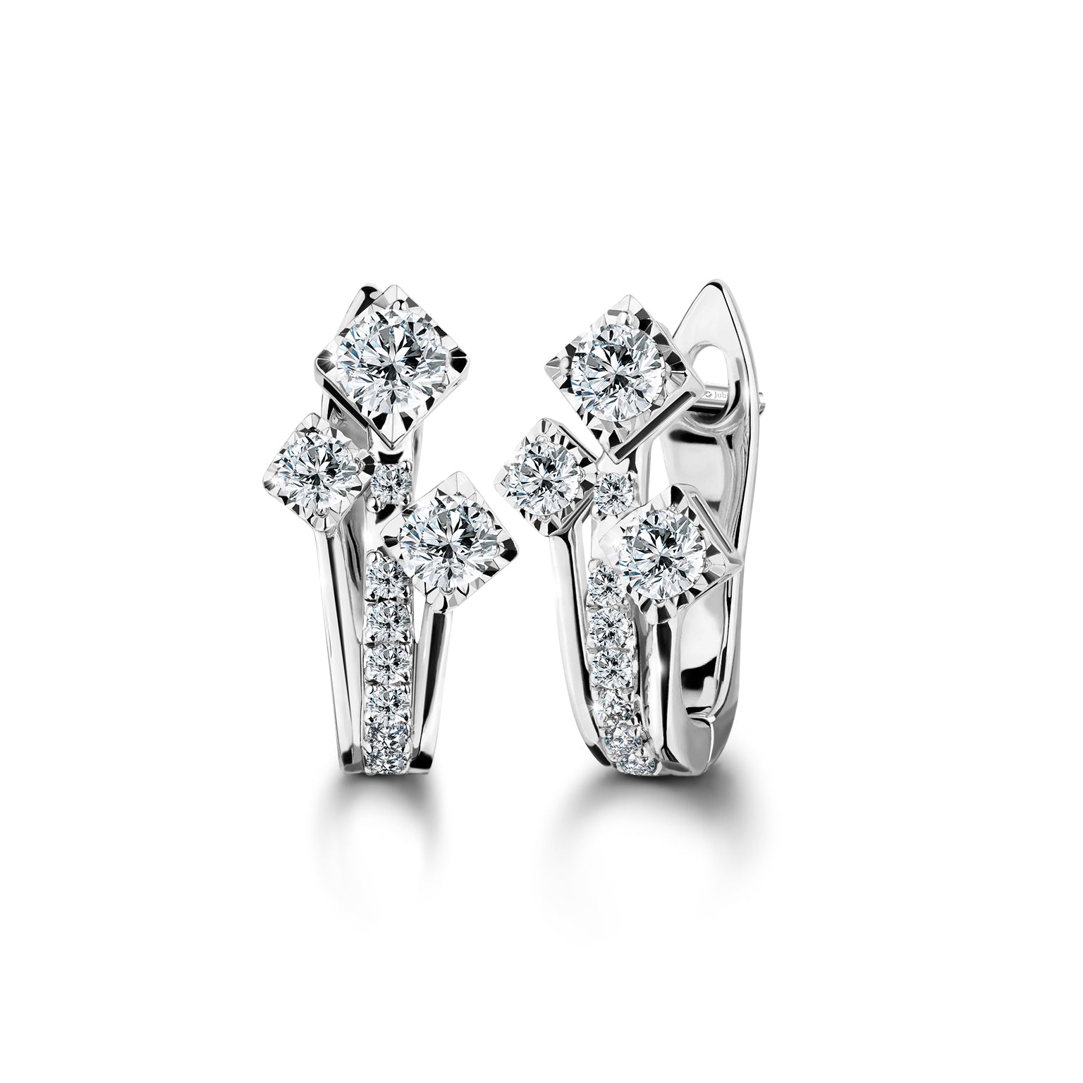 ต่างหูเพชร Three Square Diamonds Earrings