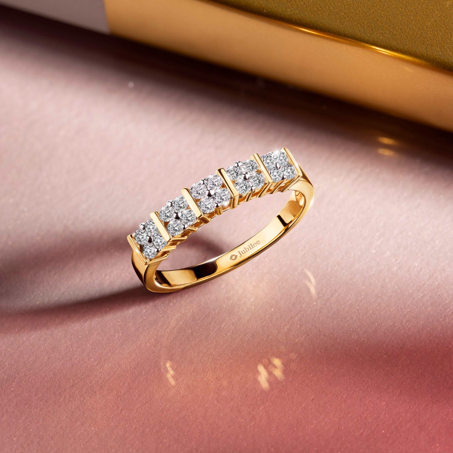 แหวนเพชร Venus Duet Pave Ring