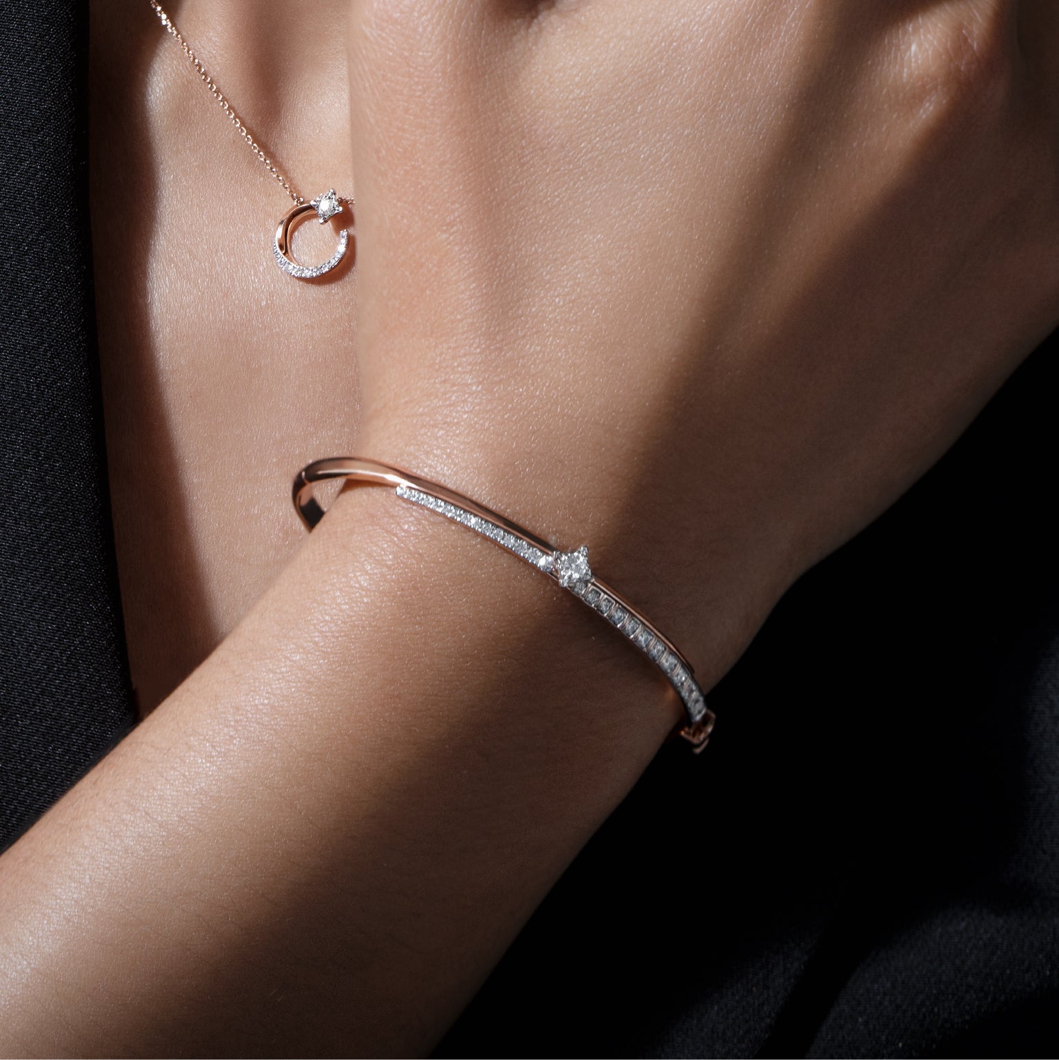 Voyage of Heart Diamond Line Bangle