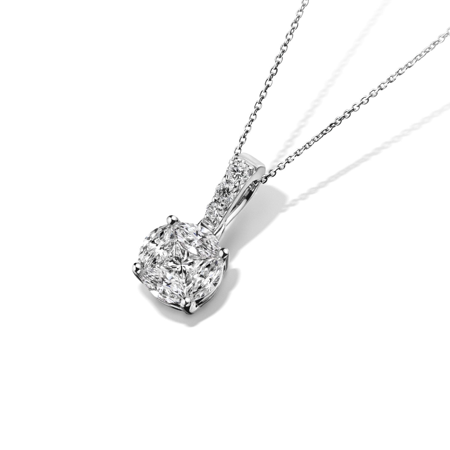 จี้เพชร Glistening Enchanted Pendant