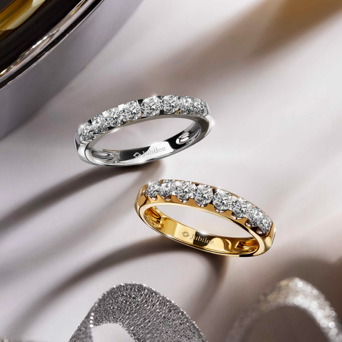 Classic Bar Setting Band Ring – Jubilee Diamond