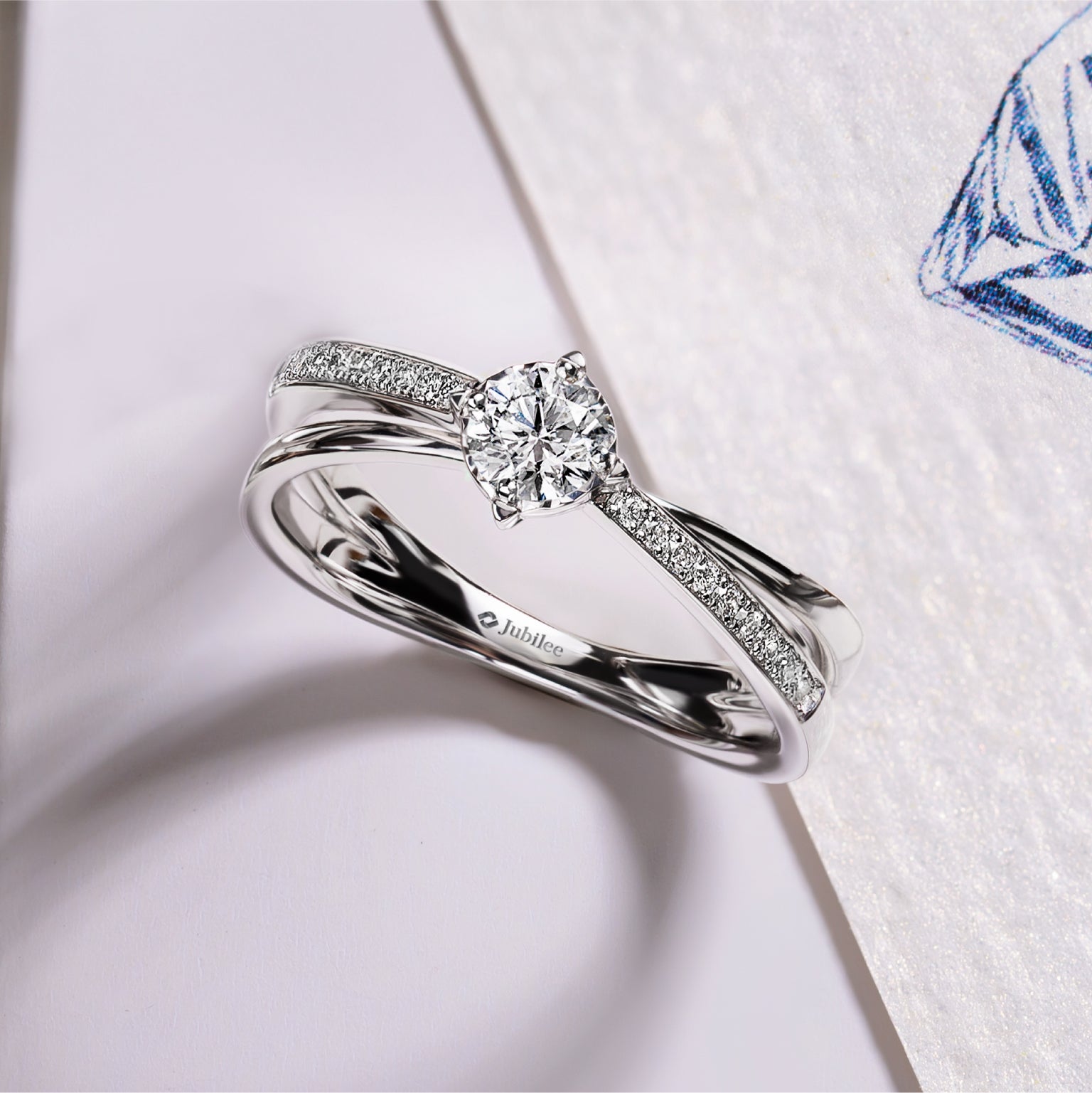 แหวนเพชร Eternal Shine Trace Solitaire Ring