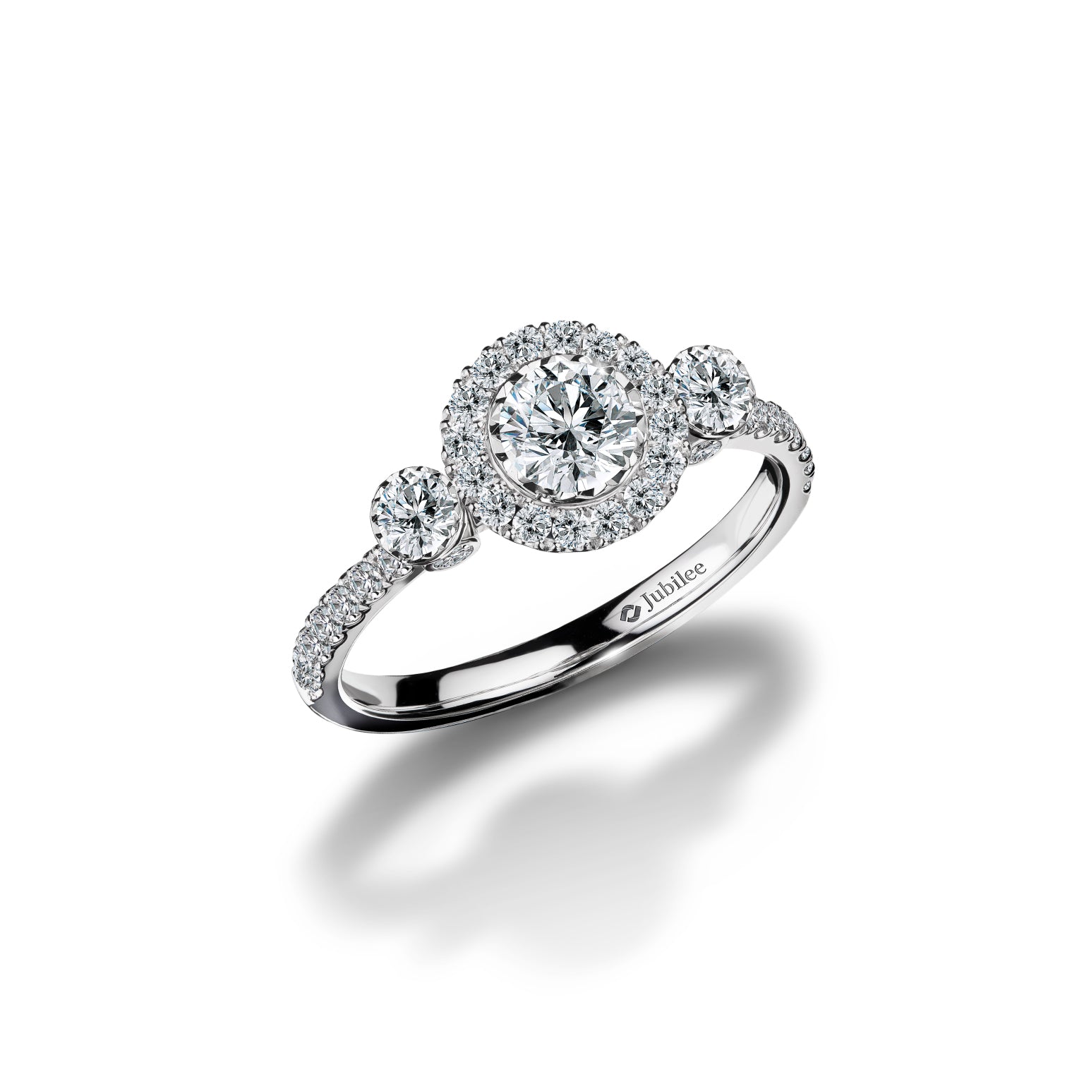 แหวนเพชร Gravity of Love Halo Diamond Ring (Certificate: GIA)