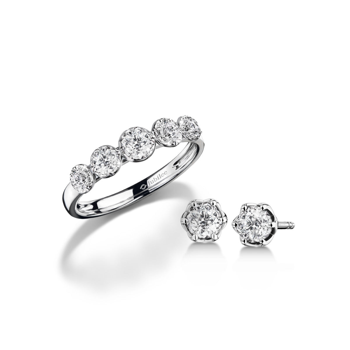 แหวนเพชร Atelier Eternal Grace Ring & ต่างหูเพชร Atelier Harmony Stud Earrings