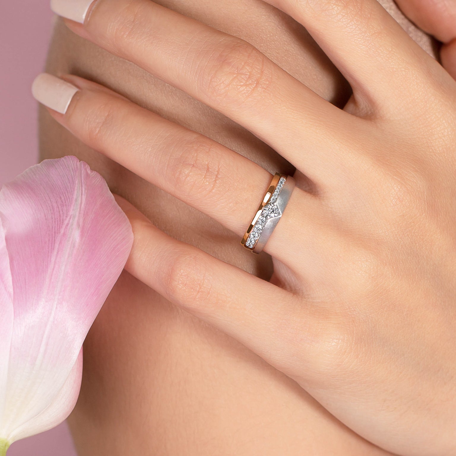 แหวนเพชร Love Blooming Passionaries Ring