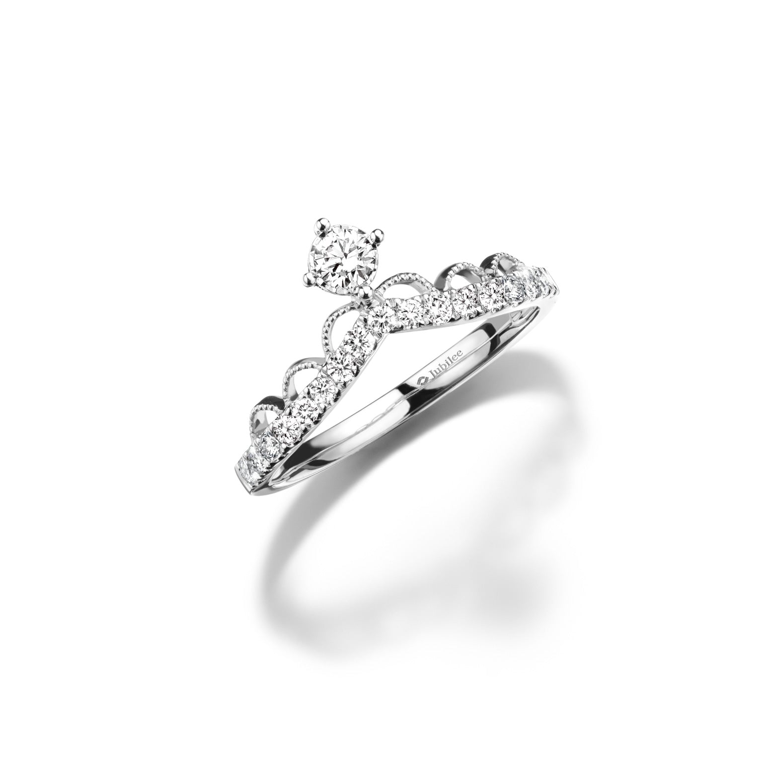 แหวนเพชร Victorious Bloom Tiara Ring