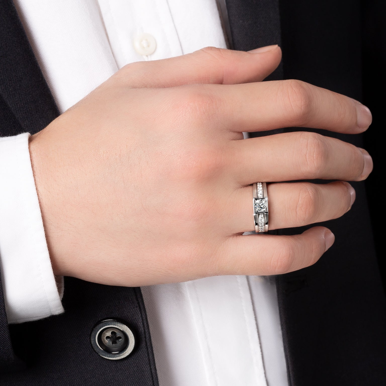 แหวนเพชร Smart Square Diamond Ring