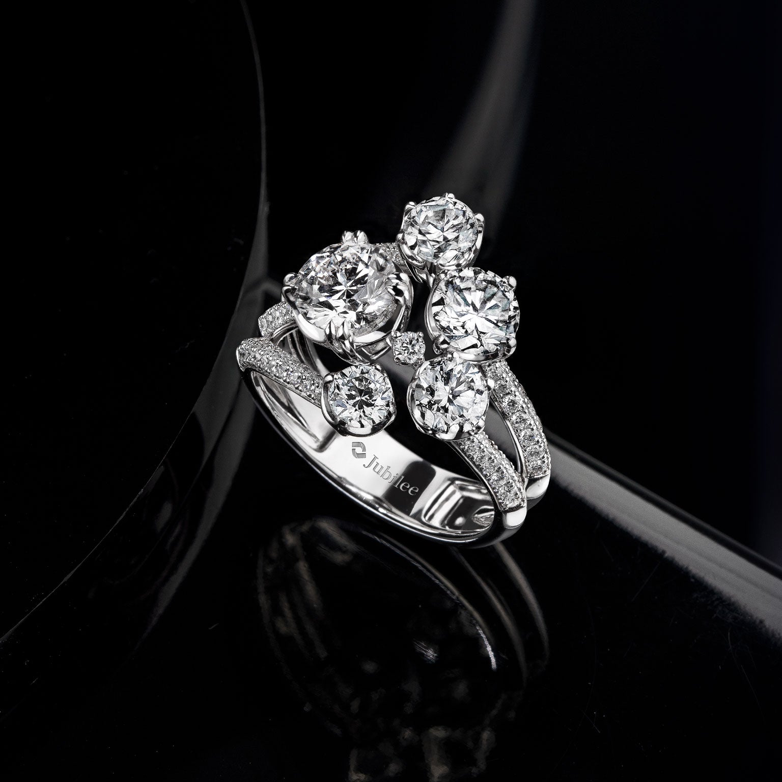 The Excellence of Dancing Lights Ring