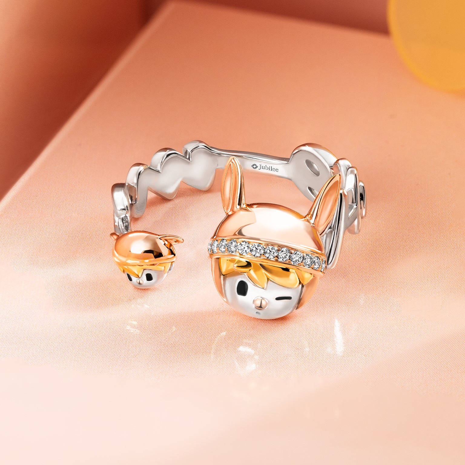 แหวน When I Try to Be Good  Hug Me Ring